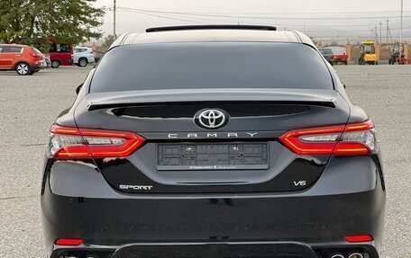 Toyota Camry, 2022 год, 4 200 000 рублей, 2 фотография