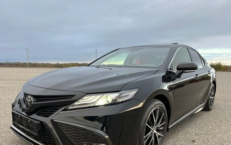 Toyota Camry, 2022 год, 4 200 000 рублей, 4 фотография