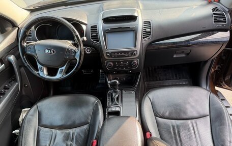 KIA Sorento II рестайлинг, 2015 год, 2 100 000 рублей, 10 фотография