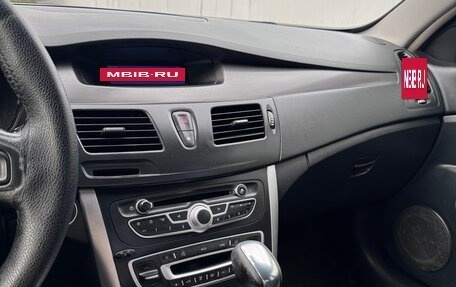 Renault Latitude I, 2010 год, 670 000 рублей, 11 фотография