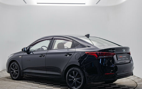 Hyundai Solaris II рестайлинг, 2017 год, 1 360 000 рублей, 3 фотография