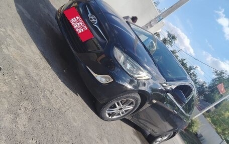 Hyundai Solaris II рестайлинг, 2011 год, 450 000 рублей, 1 фотография