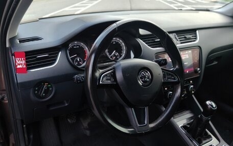 Skoda Octavia, 2017 год, 1 500 000 рублей, 13 фотография
