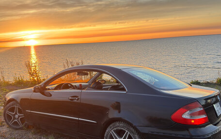 Mercedes-Benz CLK-Класс, 2004 год, 650 000 рублей, 4 фотография