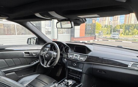 Mercedes-Benz E-Класс AMG, 2015 год, 2 650 000 рублей, 21 фотография