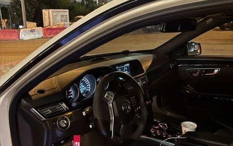 Mercedes-Benz E-Класс AMG, 2015 год, 2 650 000 рублей, 20 фотография