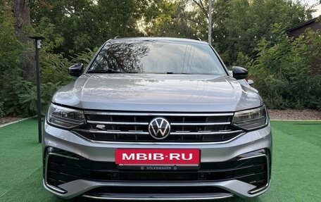 Volkswagen Tiguan II, 2022 год, 3 500 000 рублей, 2 фотография