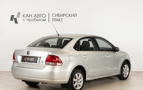 Volkswagen Polo VI (EU Market), 2011 год, 800 000 рублей, 3 фотография