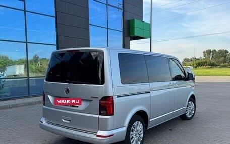 Volkswagen Multivan T6 рестайлинг, 2020 год, 5 990 000 рублей, 3 фотография