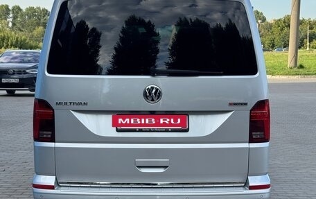 Volkswagen Multivan T6 рестайлинг, 2020 год, 5 990 000 рублей, 4 фотография
