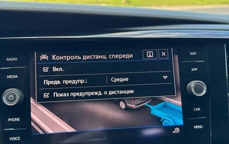 Volkswagen Multivan T6 рестайлинг, 2020 год, 5 990 000 рублей, 28 фотография