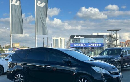 Toyota Prius Alpha I (ZVW40/41), 2014 год, 1 100 000 рублей, 3 фотография