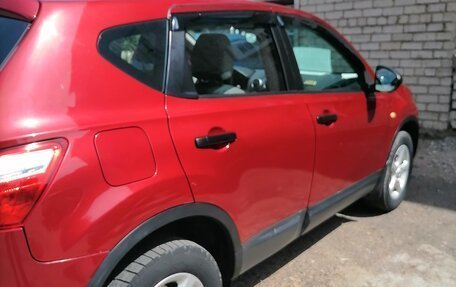 Nissan Qashqai, 2011 год, 970 000 рублей, 2 фотография