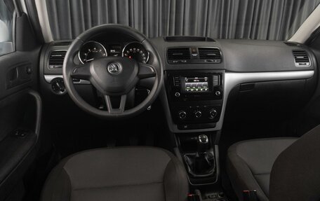 Skoda Yeti I рестайлинг, 2017 год, 1 469 000 рублей, 6 фотография