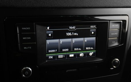 Skoda Yeti I рестайлинг, 2017 год, 1 469 000 рублей, 13 фотография