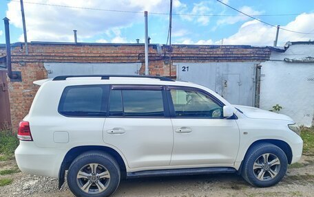 Toyota Land Cruiser 200, 2011 год, 2 500 000 рублей, 4 фотография