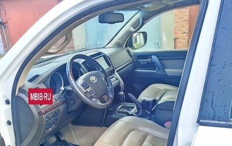 Toyota Land Cruiser 200, 2011 год, 2 500 000 рублей, 5 фотография