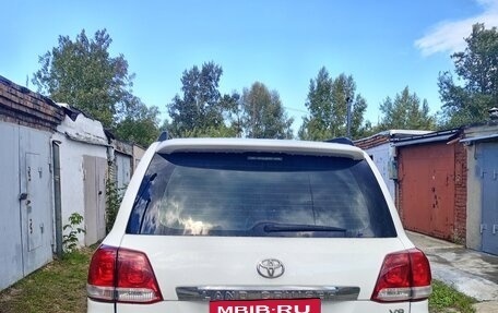 Toyota Land Cruiser 200, 2011 год, 2 500 000 рублей, 2 фотография
