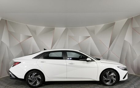 Hyundai Elantra, 2024 год, 1 995 000 рублей, 6 фотография