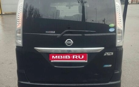 Nissan Serena IV, 2013 год, 1 200 000 рублей, 2 фотография
