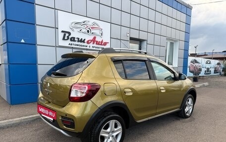 Renault Sandero II рестайлинг, 2016 год, 897 000 рублей, 3 фотография