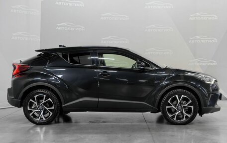 Toyota C-HR I рестайлинг, 2018 год, 1 950 000 рублей, 6 фотография