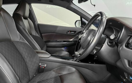 Toyota C-HR I рестайлинг, 2018 год, 1 950 000 рублей, 10 фотография