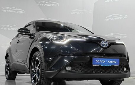 Toyota C-HR I рестайлинг, 2018 год, 1 950 000 рублей, 27 фотография