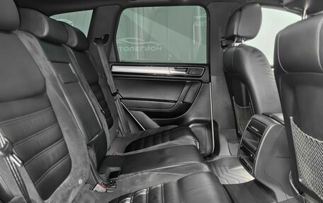 Volkswagen Touareg III, 2016 год, 3 150 000 рублей, 18 фотография