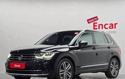 Volkswagen Tiguan II, 2023 год, 2 900 000 рублей, 1 фотография
