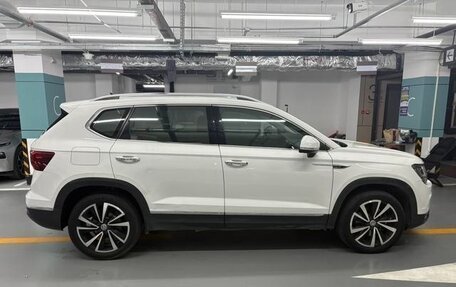 Volkswagen Tharu, 2020 год, 1 750 000 рублей, 2 фотография