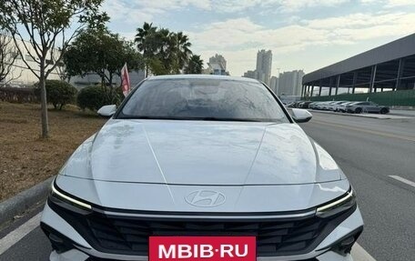 Hyundai Elantra, 2023 год, 1 400 000 рублей, 2 фотография