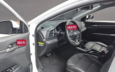 Hyundai Avante, 2019 год, 1 350 000 рублей, 5 фотография