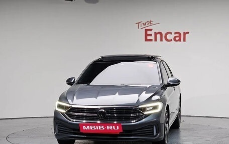 Volkswagen Jetta VII, 2024 год, 2 500 000 рублей, 2 фотография