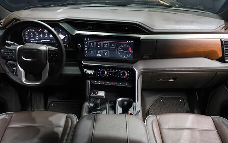 GMC Sierra, 2023 год, 6 470 000 рублей, 4 фотография