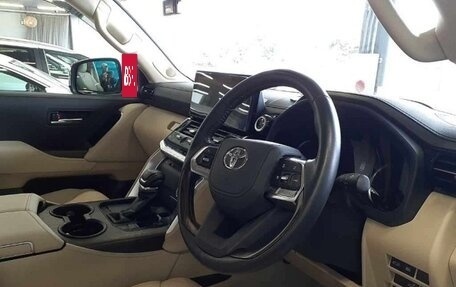 Toyota Land Cruiser, 2025 год, 10 300 000 рублей, 9 фотография