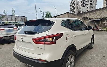 Nissan Qashqai, 2023 год, 1 660 000 рублей, 6 фотография