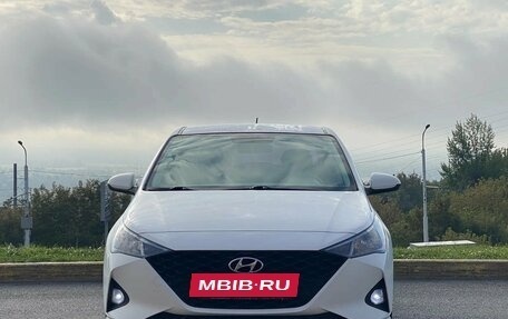 Hyundai Solaris II рестайлинг, 2020 год, 1 550 000 рублей, 2 фотография