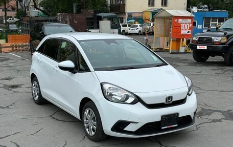 Honda Fit, 2022 год, 900 000 рублей, 3 фотография