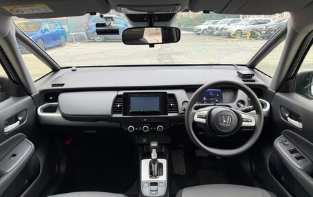 Honda Fit, 2022 год, 900 000 рублей, 13 фотография