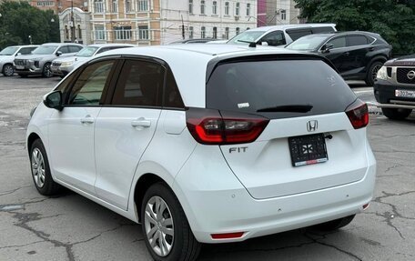 Honda Fit, 2022 год, 900 000 рублей, 5 фотография