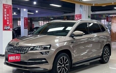 Skoda Karoq I, 2022 год, 2 100 000 рублей, 1 фотография