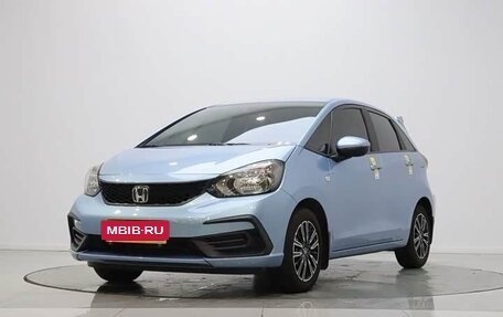 Honda Fit, 2023 год, 1 495 550 рублей, 3 фотография