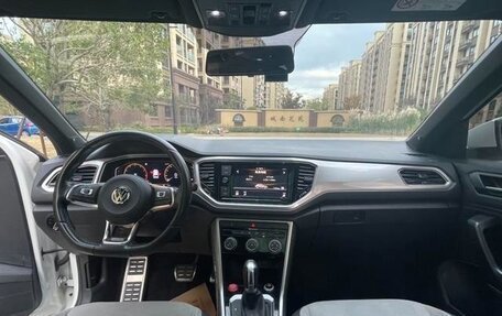 Volkswagen T-Roc I, 2021 год, 1 500 000 рублей, 14 фотография
