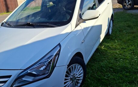Hyundai Solaris II рестайлинг, 2016 год, 850 000 рублей, 9 фотография