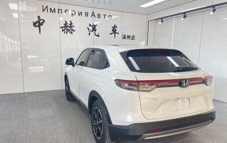 Honda Vezel, 2023 год, 2 140 000 рублей, 4 фотография