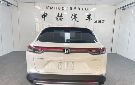 Honda Vezel, 2023 год, 2 140 000 рублей, 5 фотография