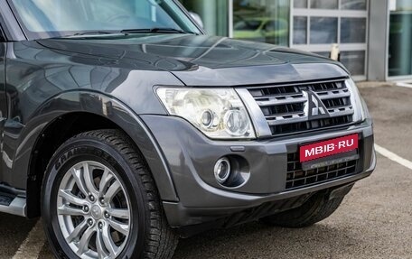 Mitsubishi Pajero IV, 2011 год, 2 325 000 рублей, 10 фотография