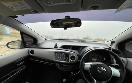Toyota Vitz, 2011 год, 850 000 рублей, 9 фотография