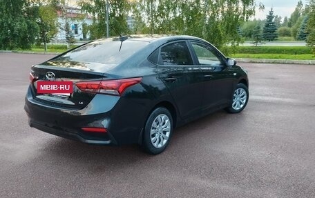 Hyundai Solaris II рестайлинг, 2018 год, 1 250 000 рублей, 3 фотография